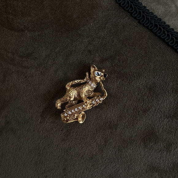 1928 “Cool Cat The Jazz Meo-sician Pin” Sunglasses Saxophone Kitten Gold Brooch - Picture 10 of 12